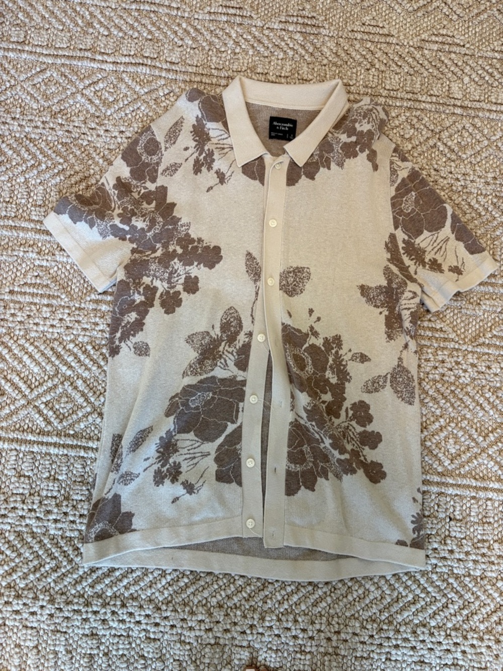 abercrombie men’s beige polo with brown floral print